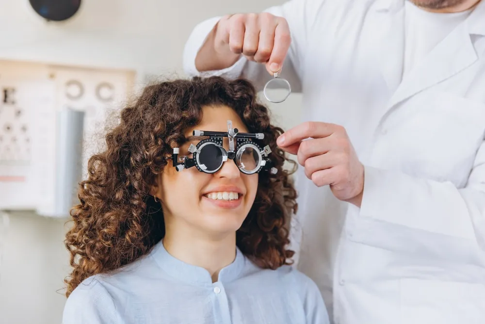 Eye testing process for driving license